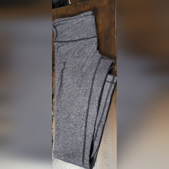 Lululemon Wunder Under Low-Rise Tight  size 6 - Picture 11 of 13